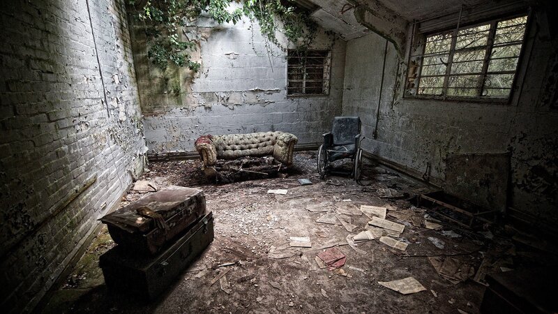 abandoned room with old furniture