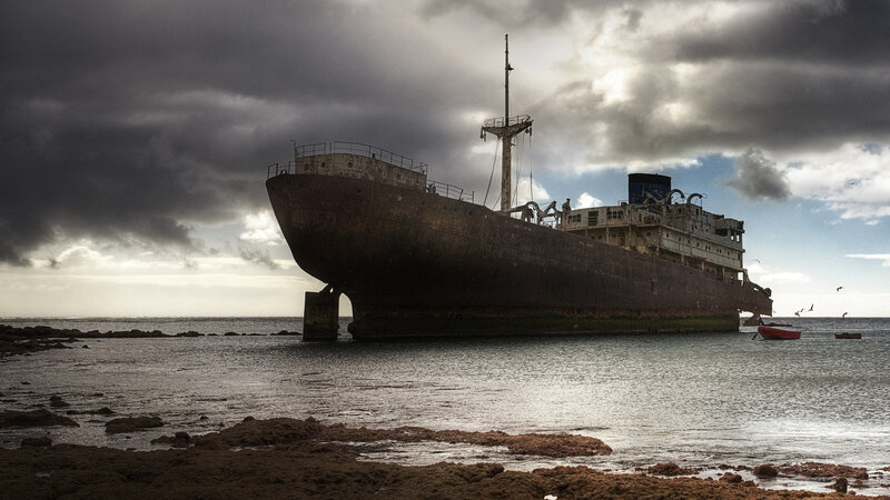 Abandoned Shipwreck — Gray, Dramatic
