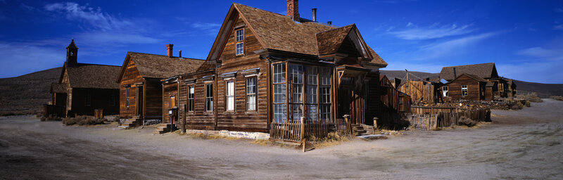 Abandoned town in the desert