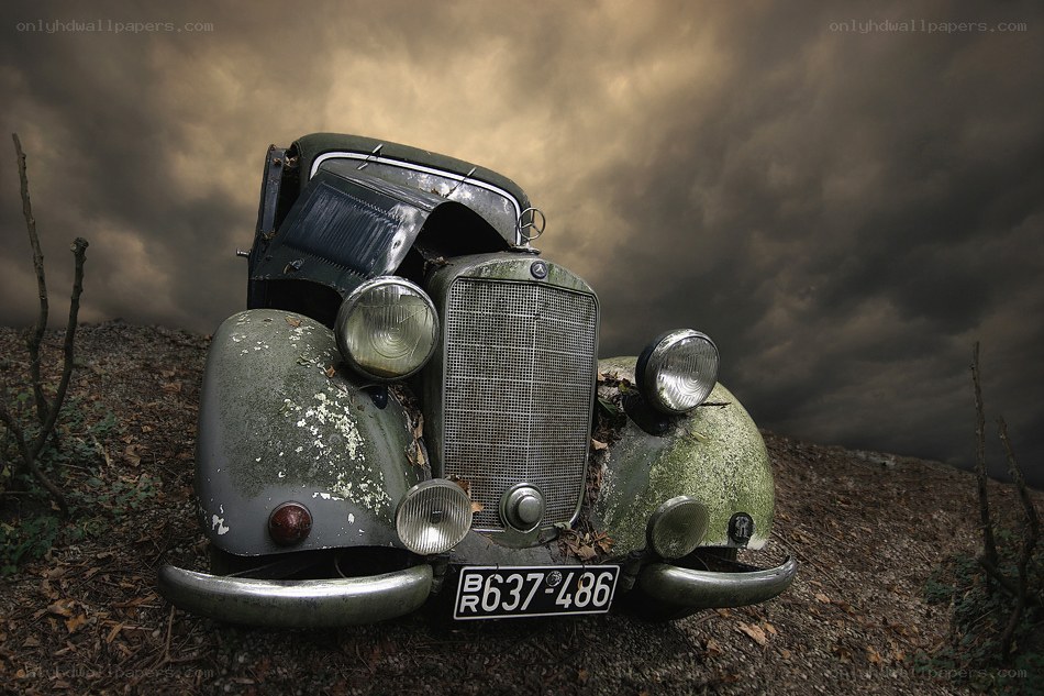 abandoned vintage car