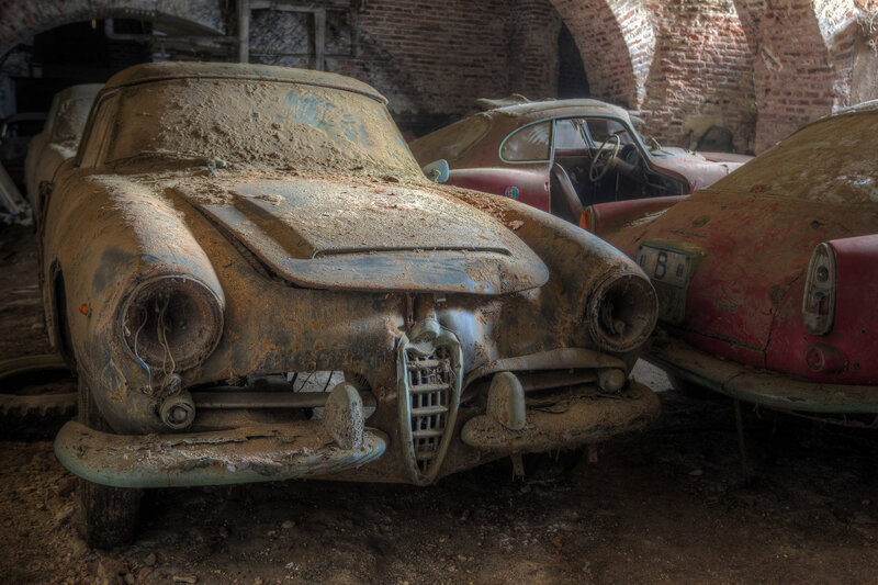 Abandoned Vintage Cars — Brown, Desolate, Photograph