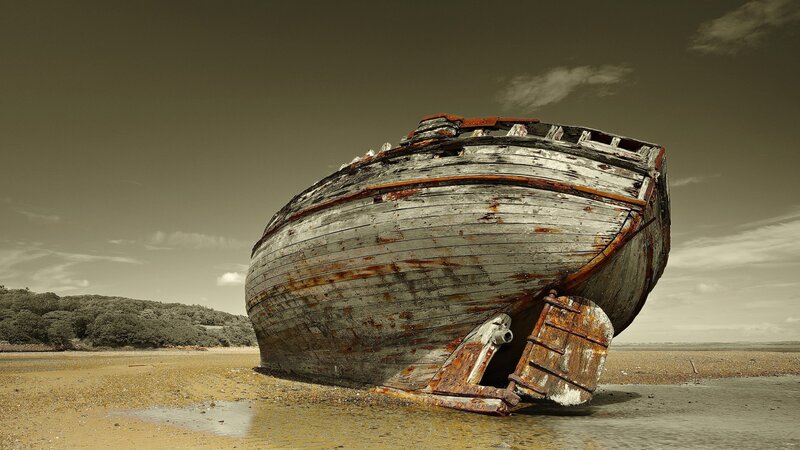 Abandoned Wooden Boat — Brown, Dramatic
