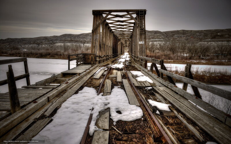 Abandoned Wooden Bridge — Brown, Desolate, Winter