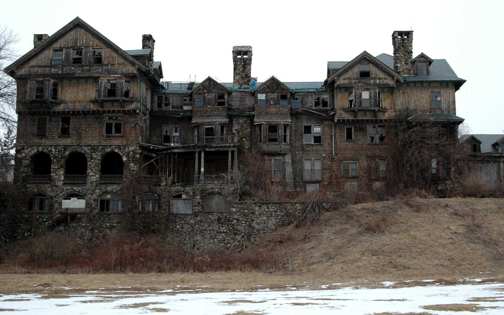 abandoned wooden building
