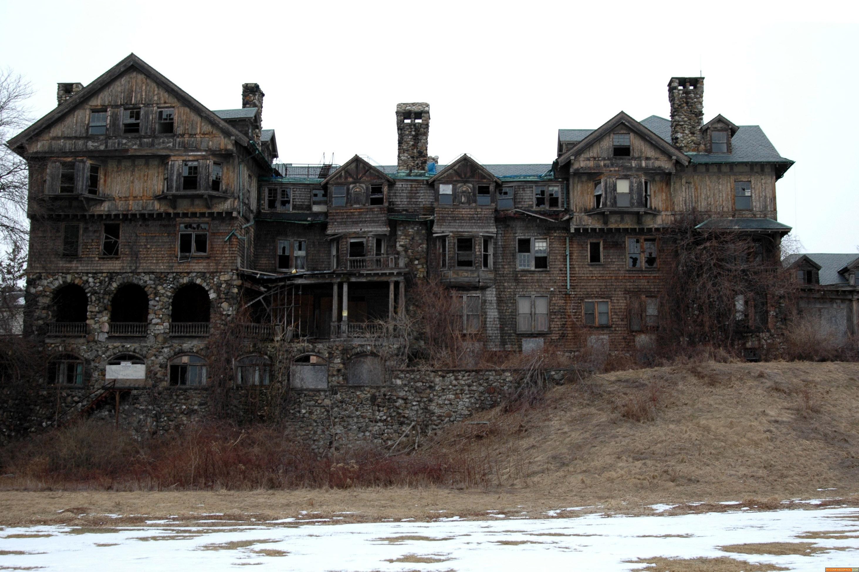abandoned wooden building