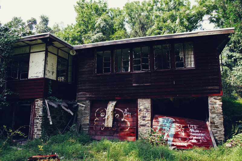 Abandoned Wooden House — Brown, Decaying