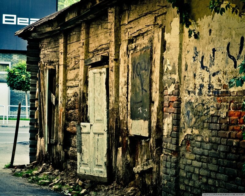 Abandoned Wooden Shack — Brown, Dilapidated