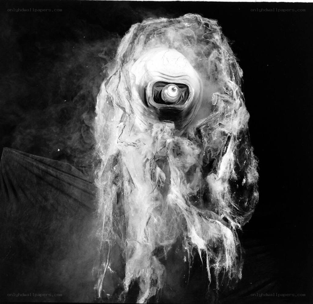 abstract figure with single eye