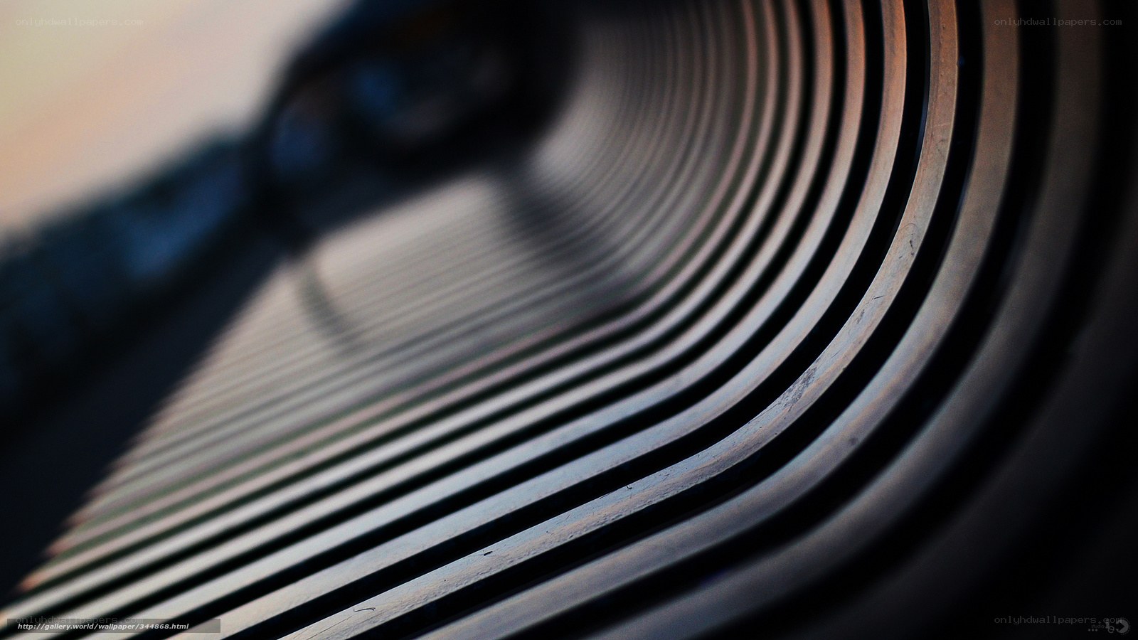 Abstract metal grating pattern