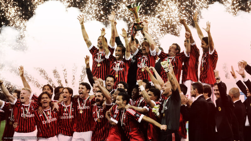 AC Milan celebrates trophy win