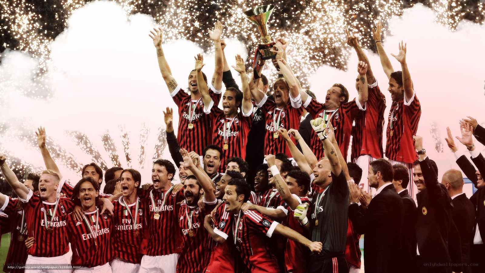 AC Milan celebrates trophy win