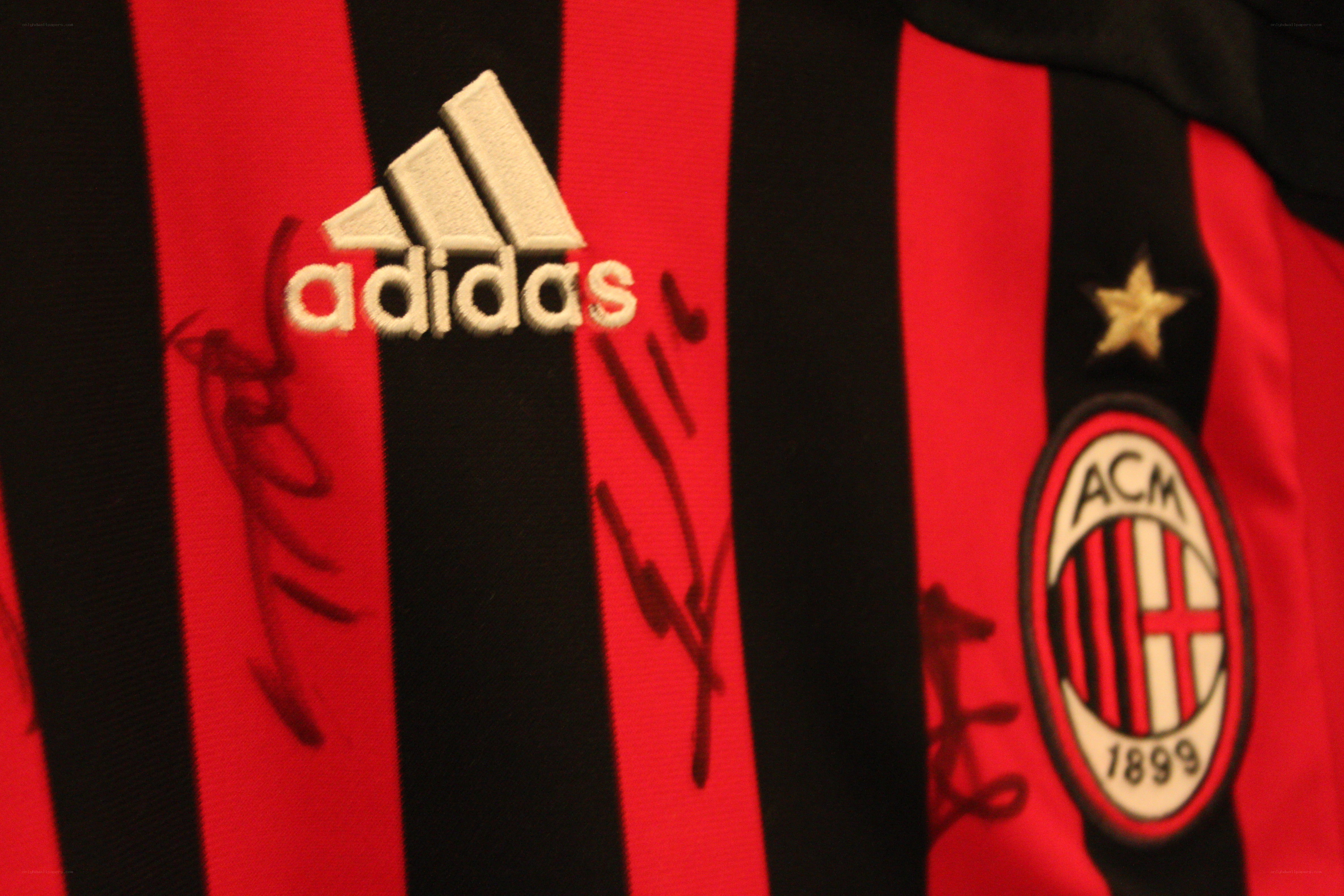 AC Milan jersey with signatures