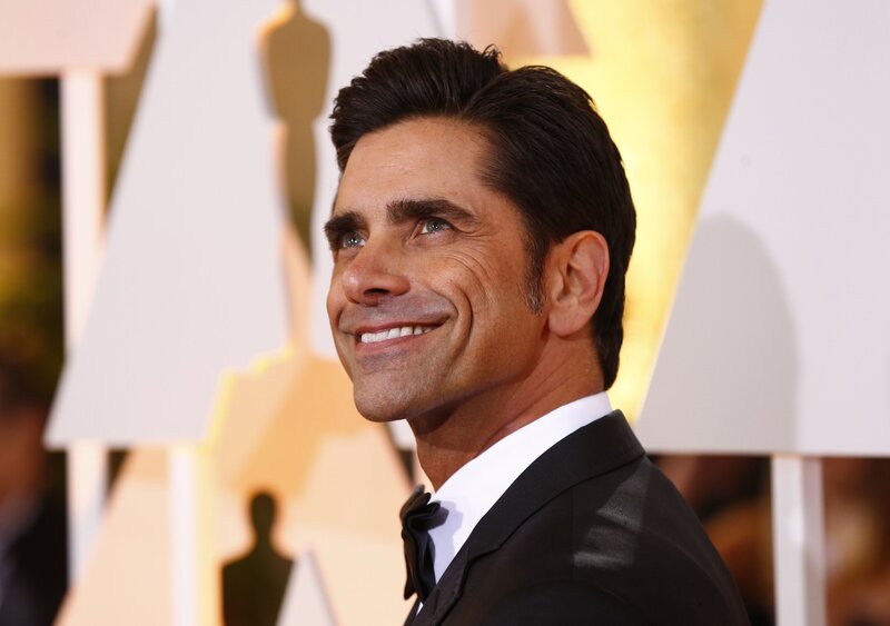 actor at awards ceremony