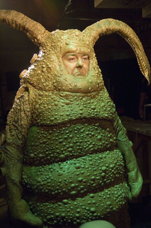 actor in alien costume