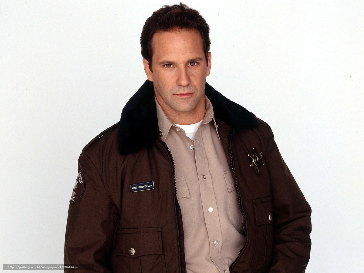 actor in police uniform