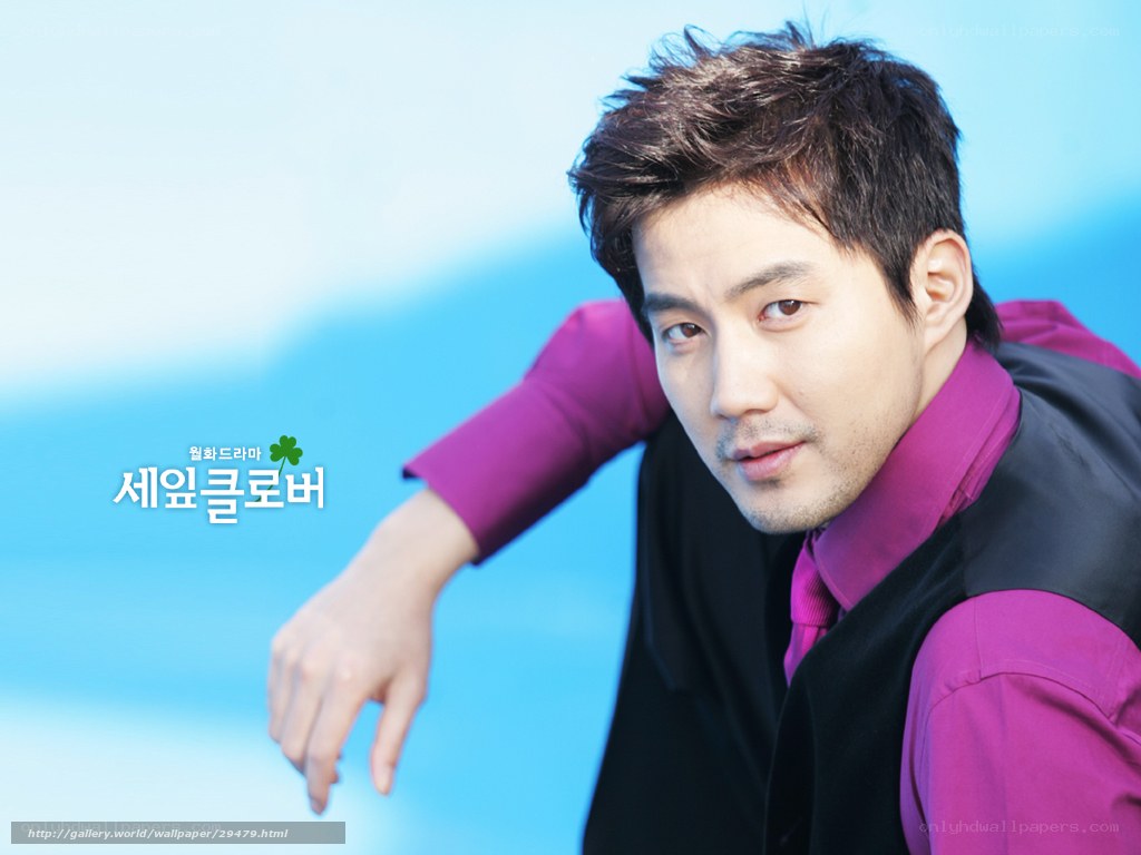 actor in purple shirt