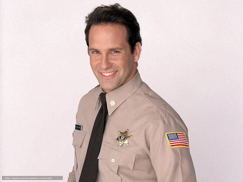 actor in sheriff uniform