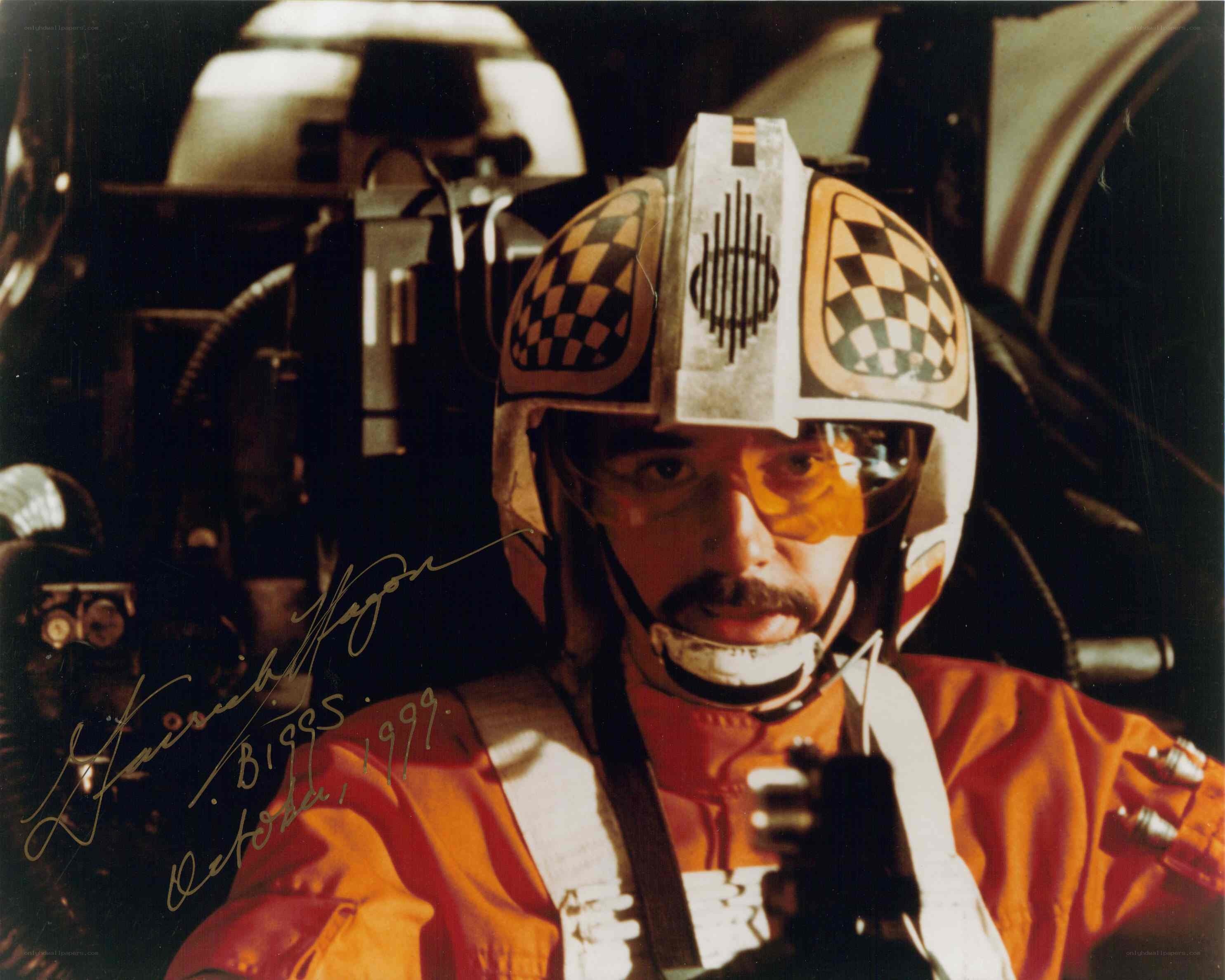 actor in star wars costume