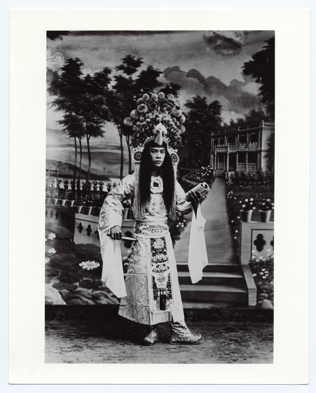 actor in traditional costume