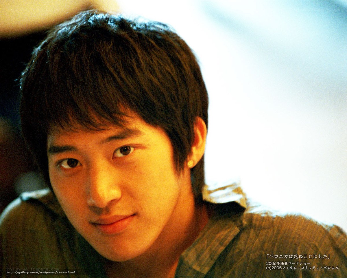 actor in warm light