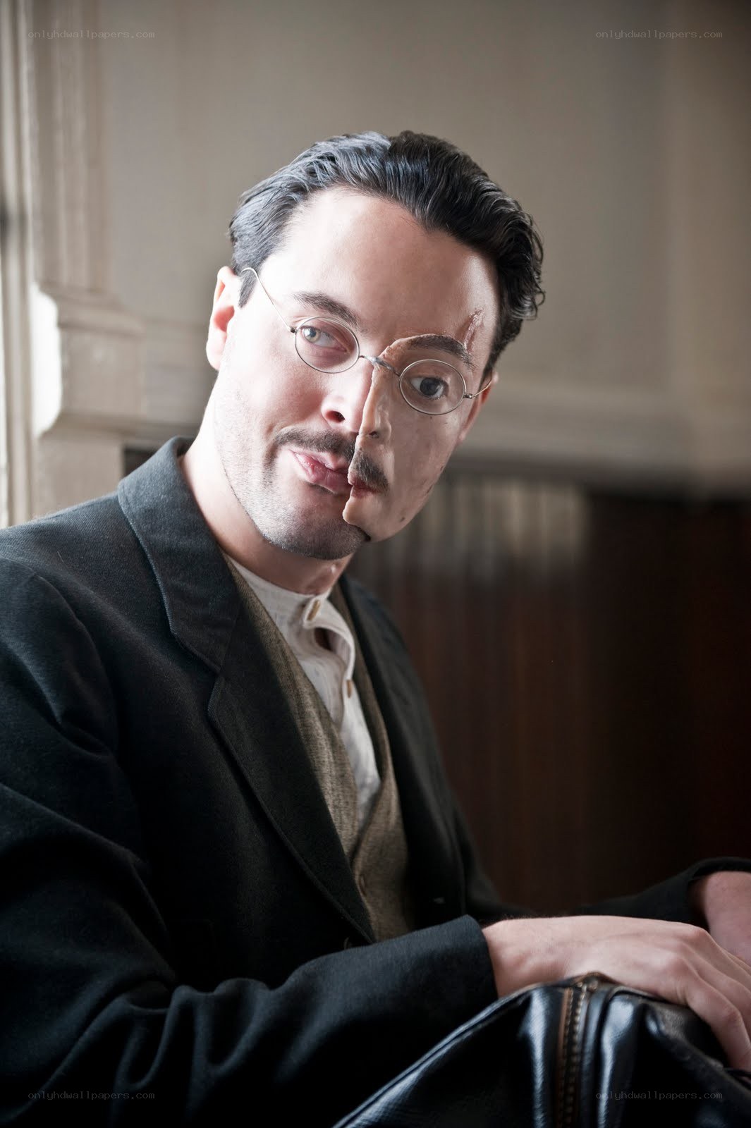 actor with prosthetic face