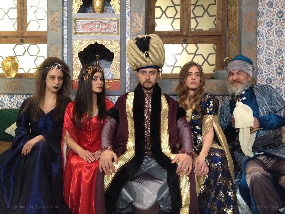 actors in historical costumes