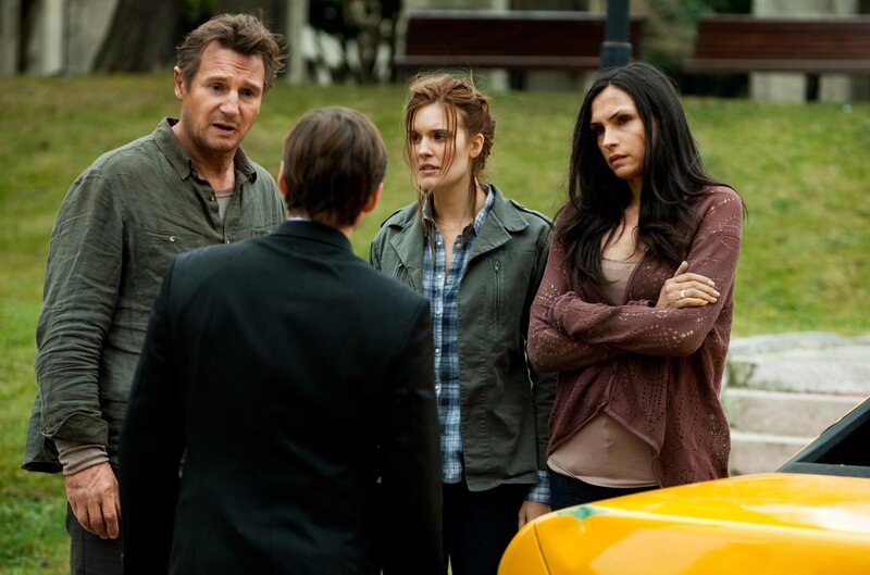 actors in outdoor scene