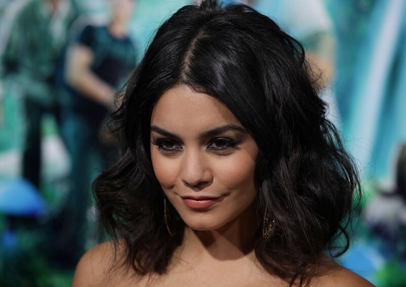 actress at a movie premiere