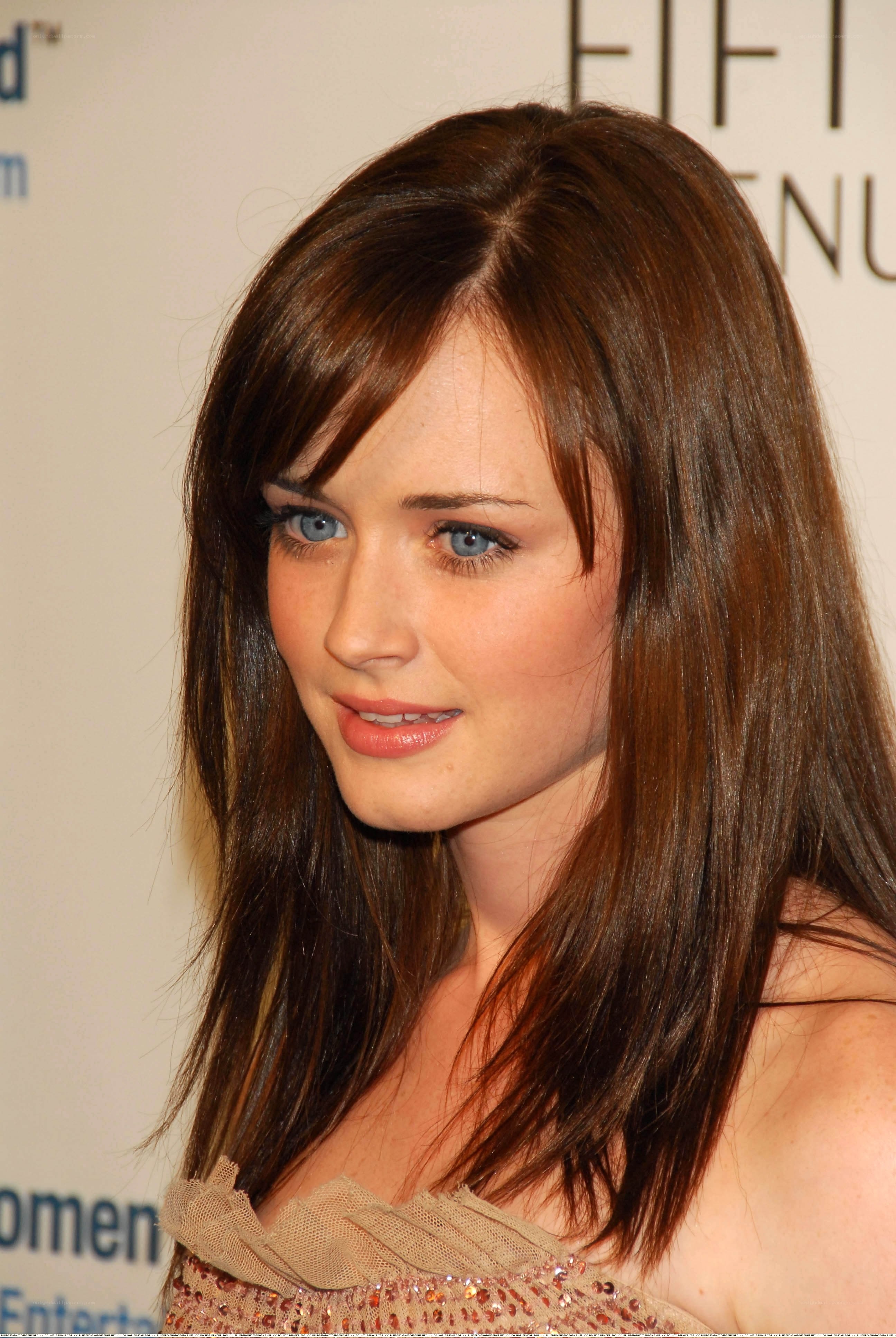 Actress at a red carpet event