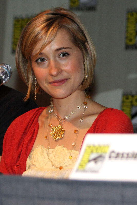 Actress at comic-con panel