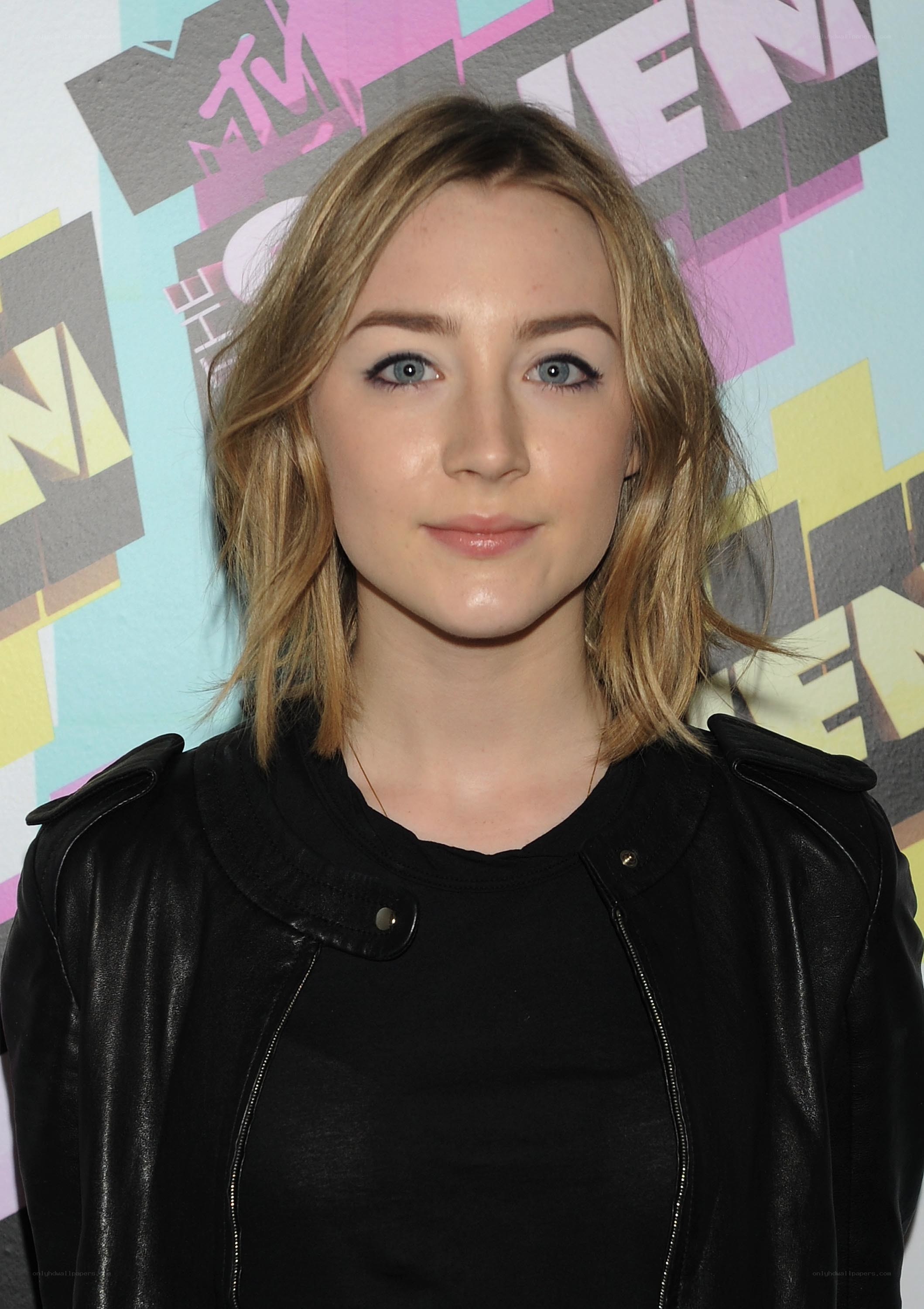 actress at mtv event