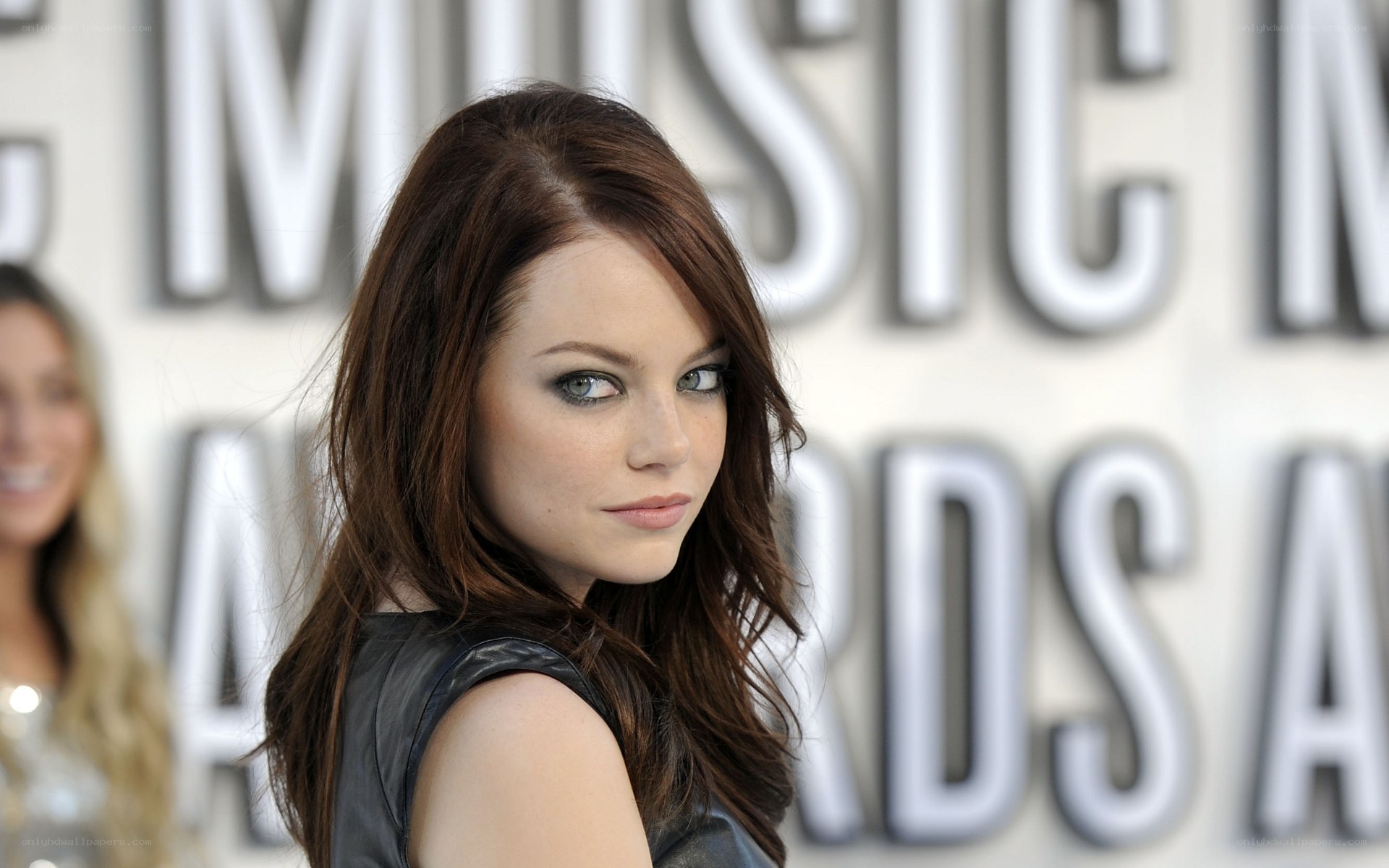 actress at music awards