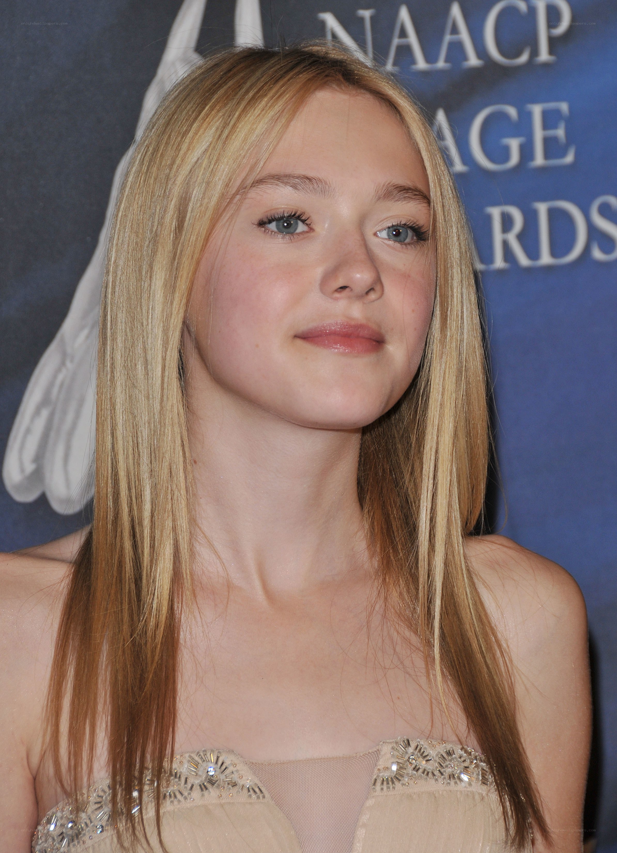 actress at naacp awards