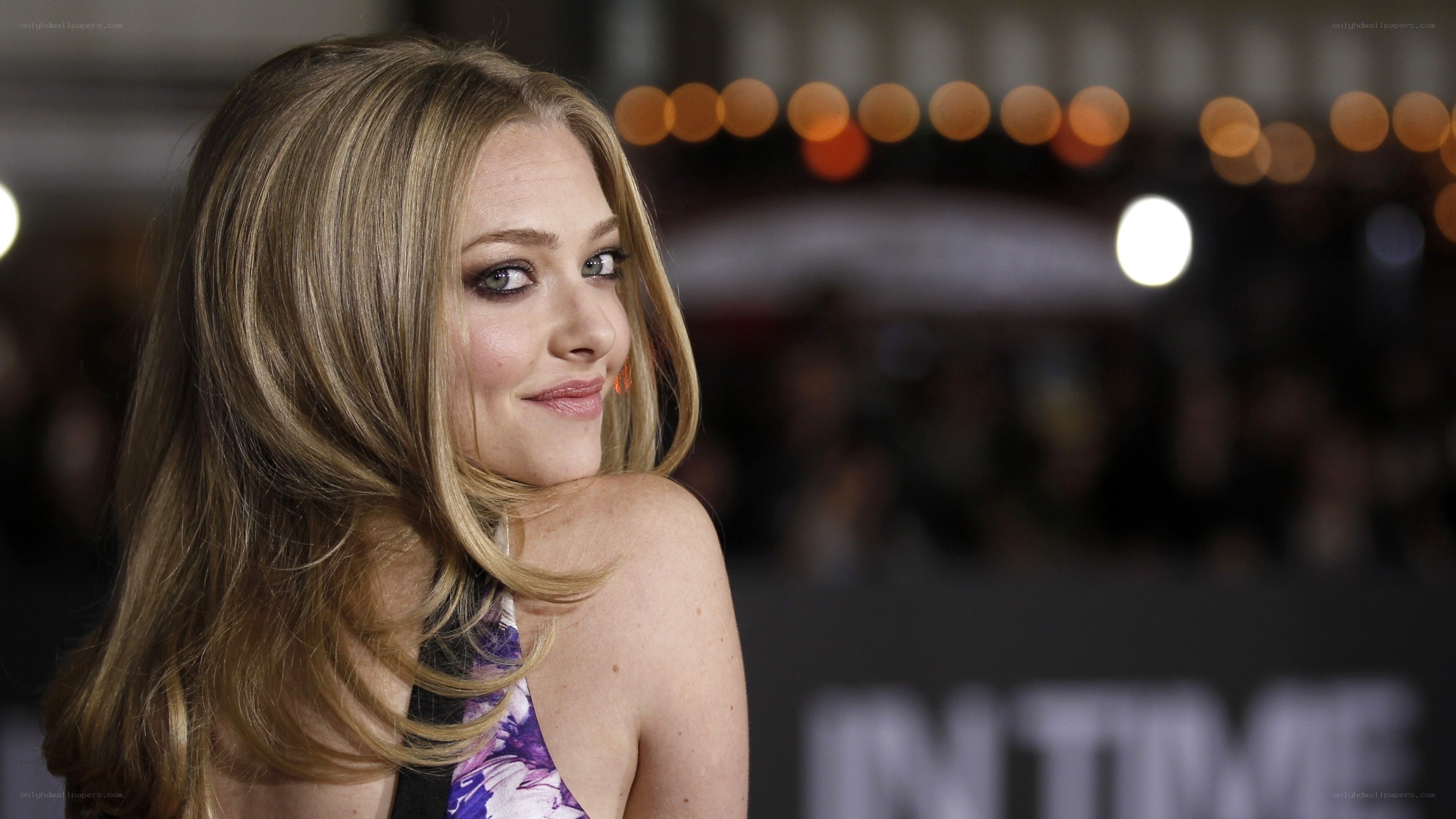 actress at red carpet event