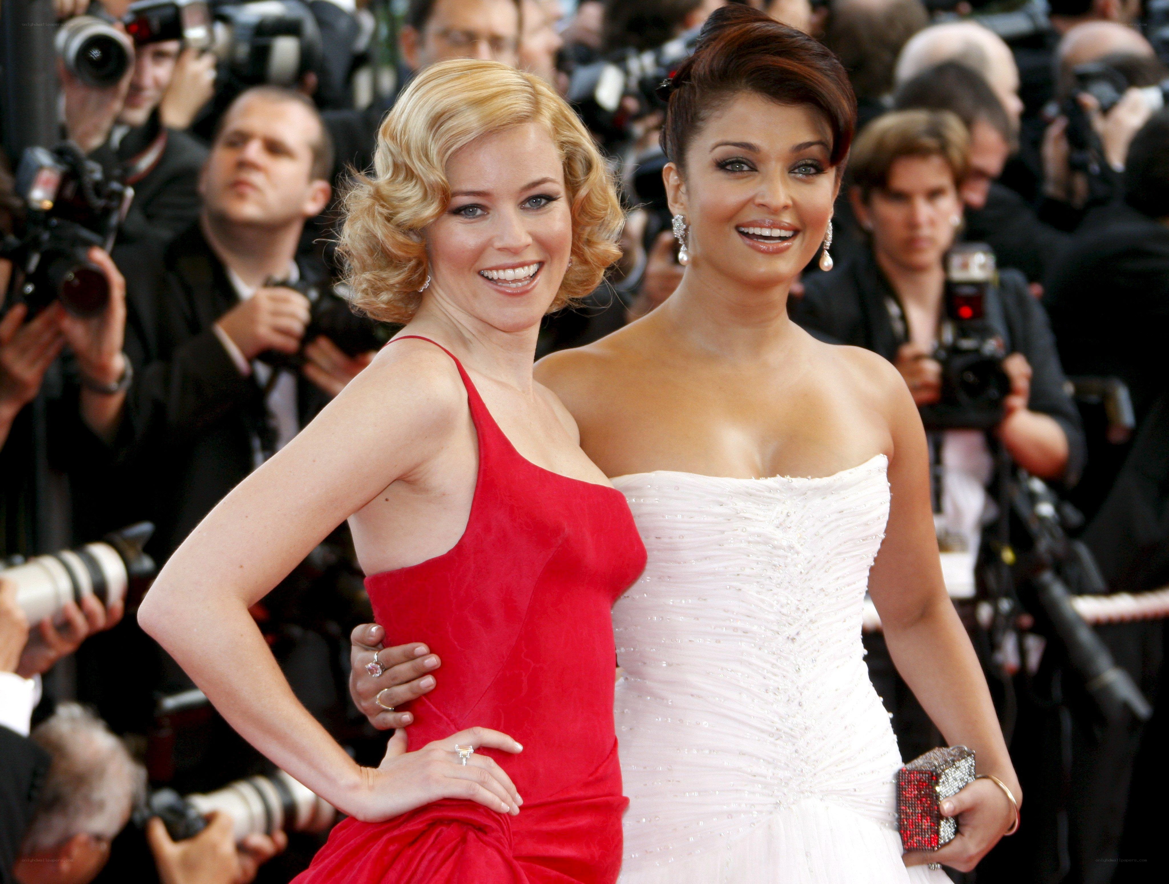 Actresses on red carpet