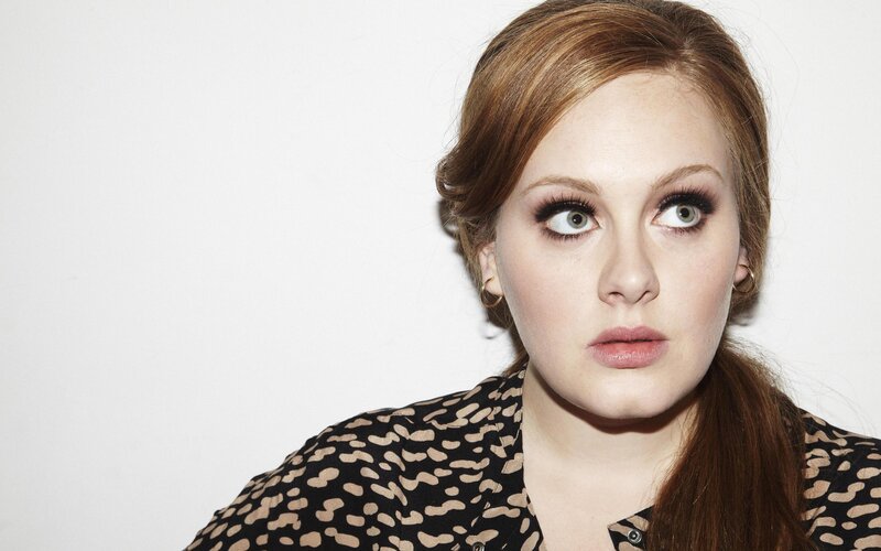 Adele with dramatic makeup