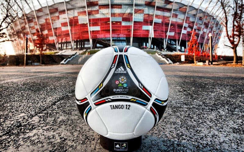Adidas Tango 12 Ball — White