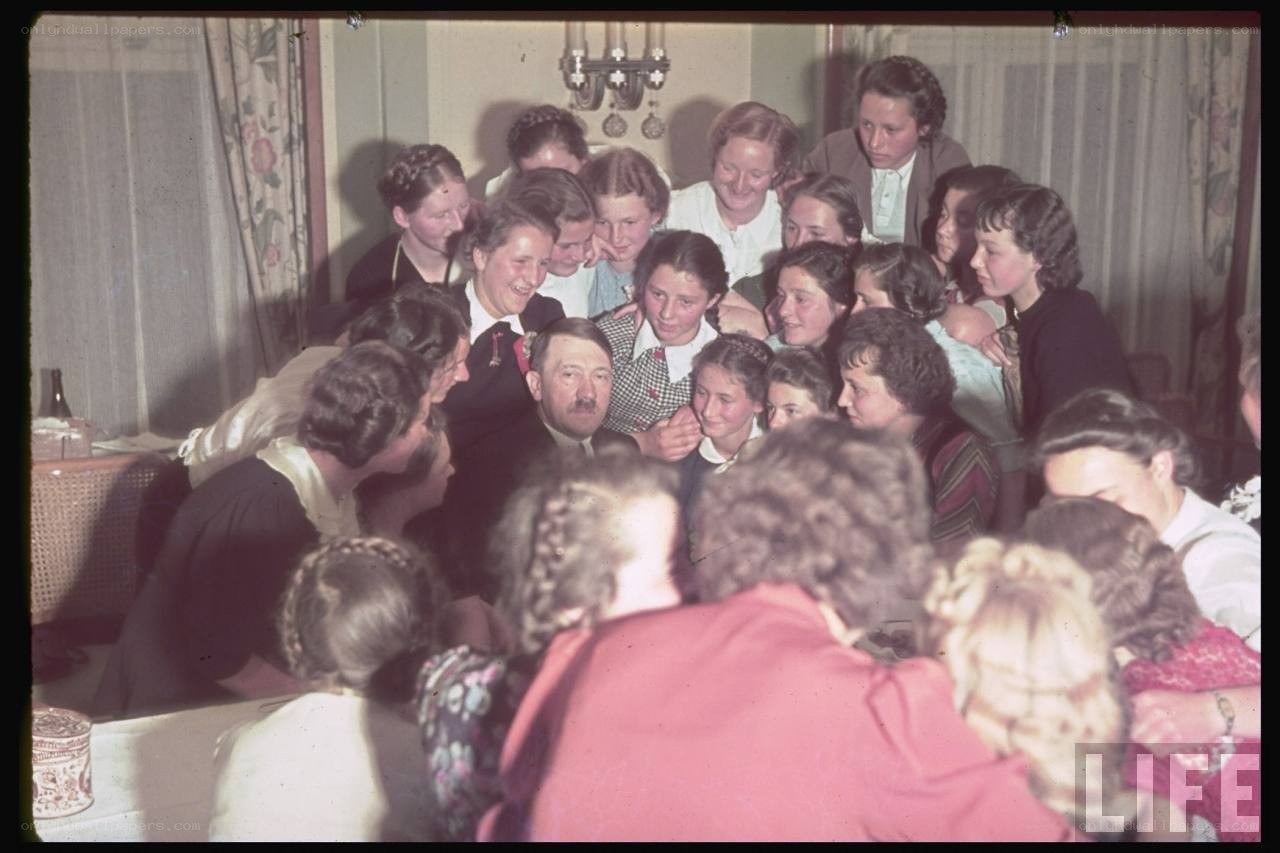 Adolf Hitler with girls