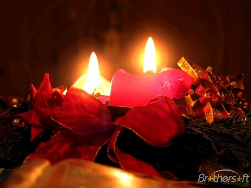 Advent candles with red bow