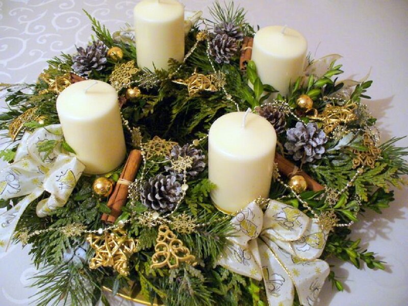 Advent Wreath with Candles — Green, Festive, Winter, Photograph, Pinecones