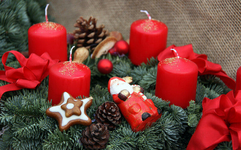 Advent Wreath with Candles — Red, Festive, Winter, Photograph, Pine Branches
