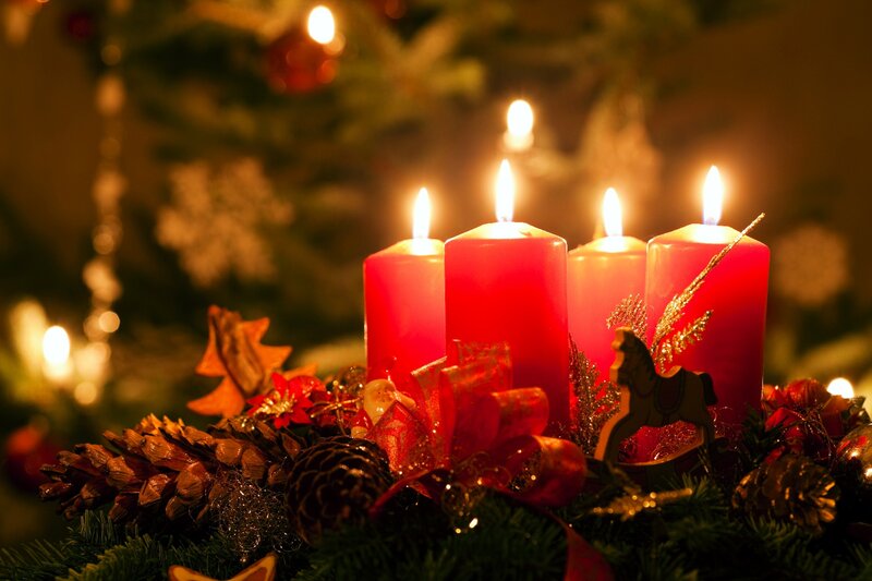Advent Wreath with Candles — Red, Warm, Winter