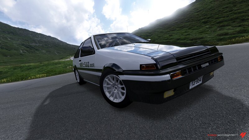 AE86 on a mountain road
