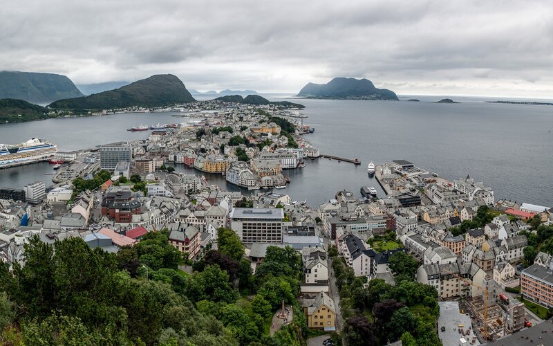 Aerial View of a Coastal City — Gray