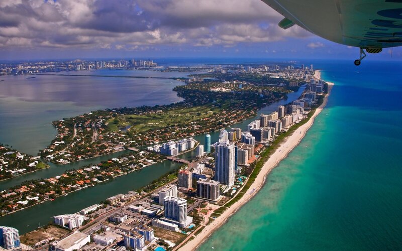 Aerial View of Miami Beach — Blue