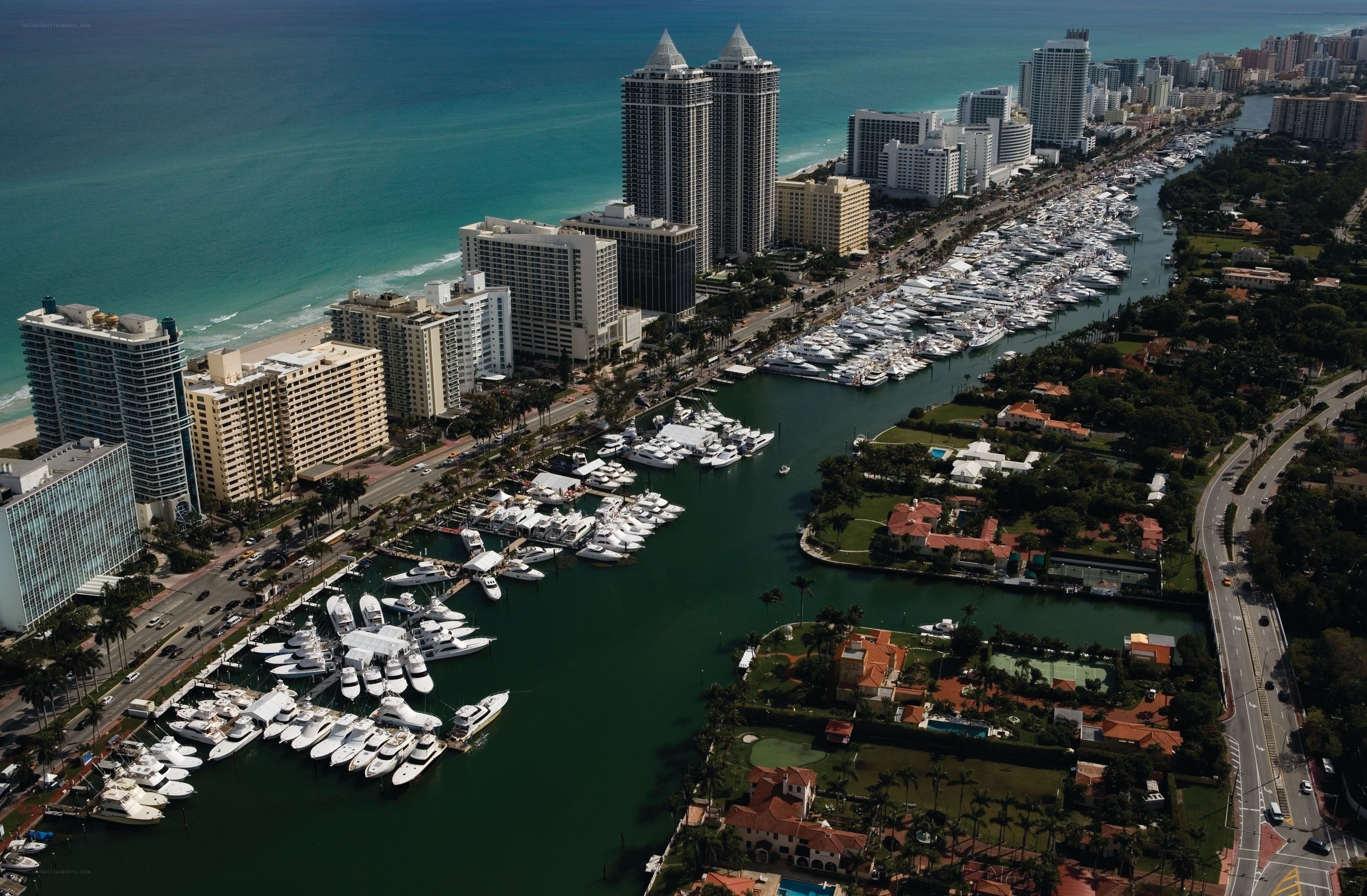 Aerial view of Miami marina