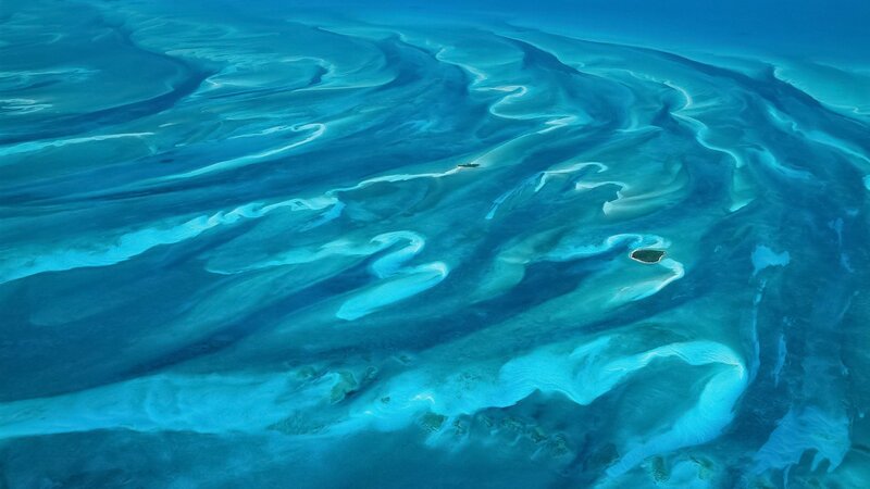 Aerial view of turquoise ocean