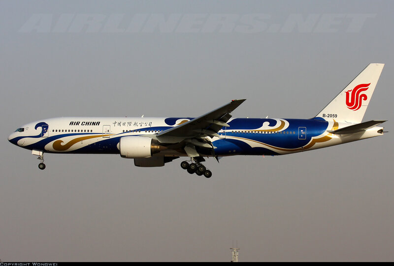 Air China Boeing 777 landing