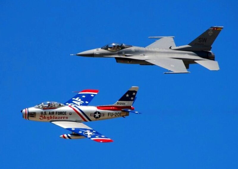 Air Force jets in formation