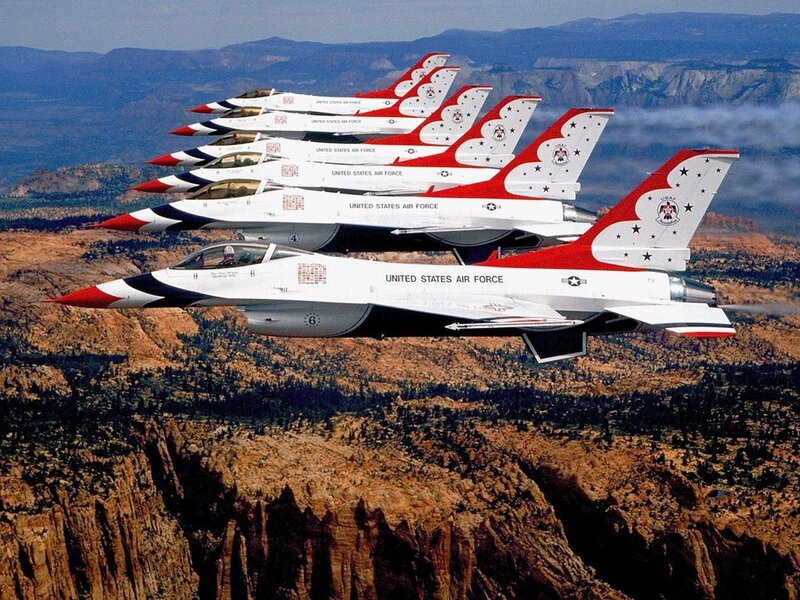 Air Force Thunderbirds in formation